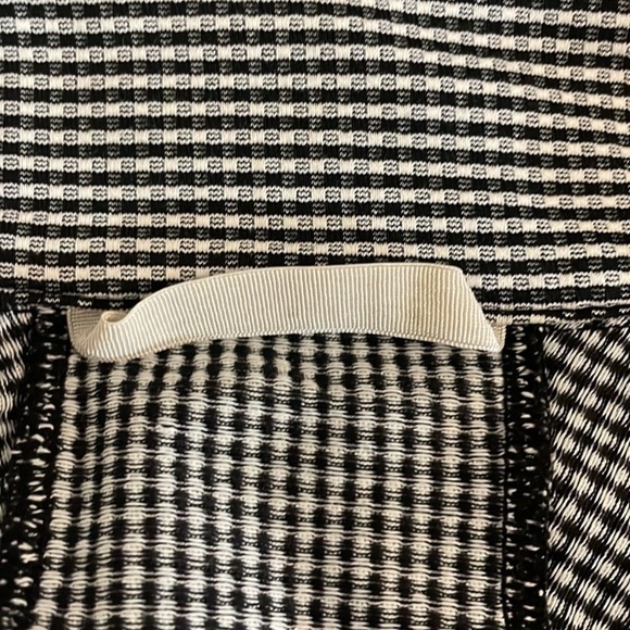 Lululemon Gingham Print Forme Define Shape Jacket - Picture 4 of 8